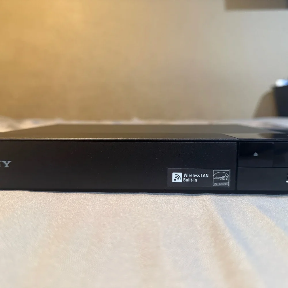 Sony Black Blu-ray/DVD Player with Remote and Power Adapter

*TESTED AND WORKS - Picture 6 of 11